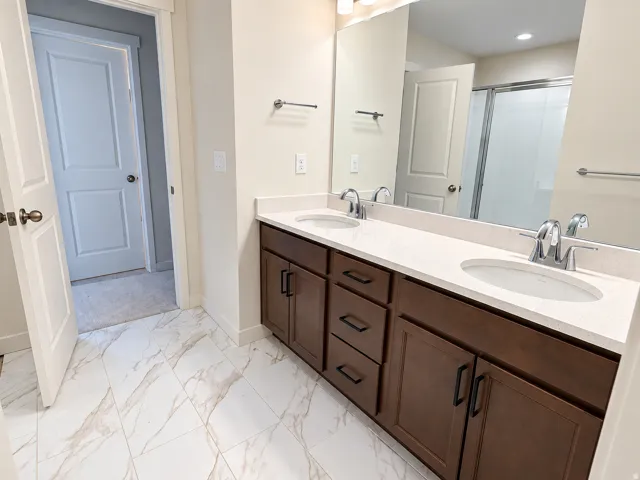 Primary bath ensuite