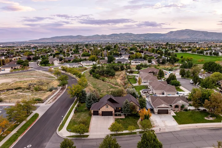 4523 W Park Bend Ct, Riverton, Utah 84096
