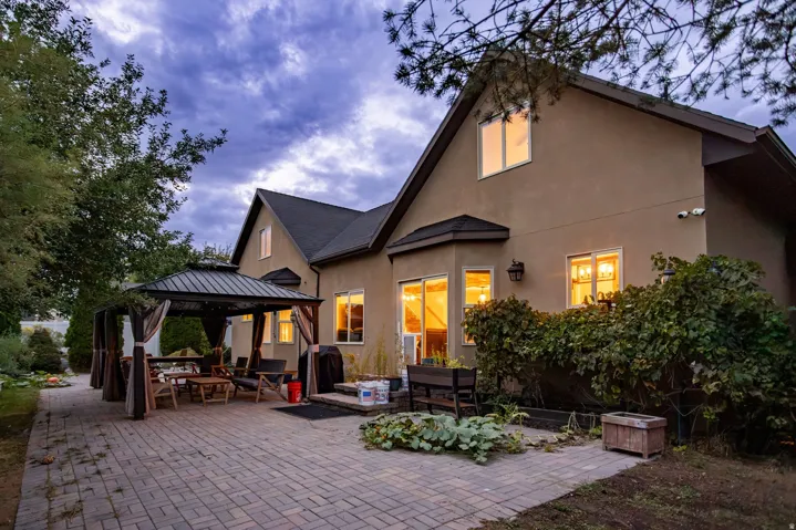 4523 W Park Bend Ct, Riverton, Utah 84096