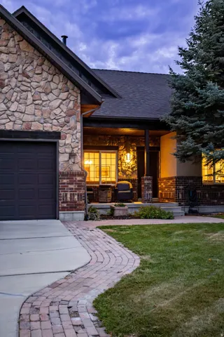 4523 W Park Bend Ct, Riverton, Utah 84096