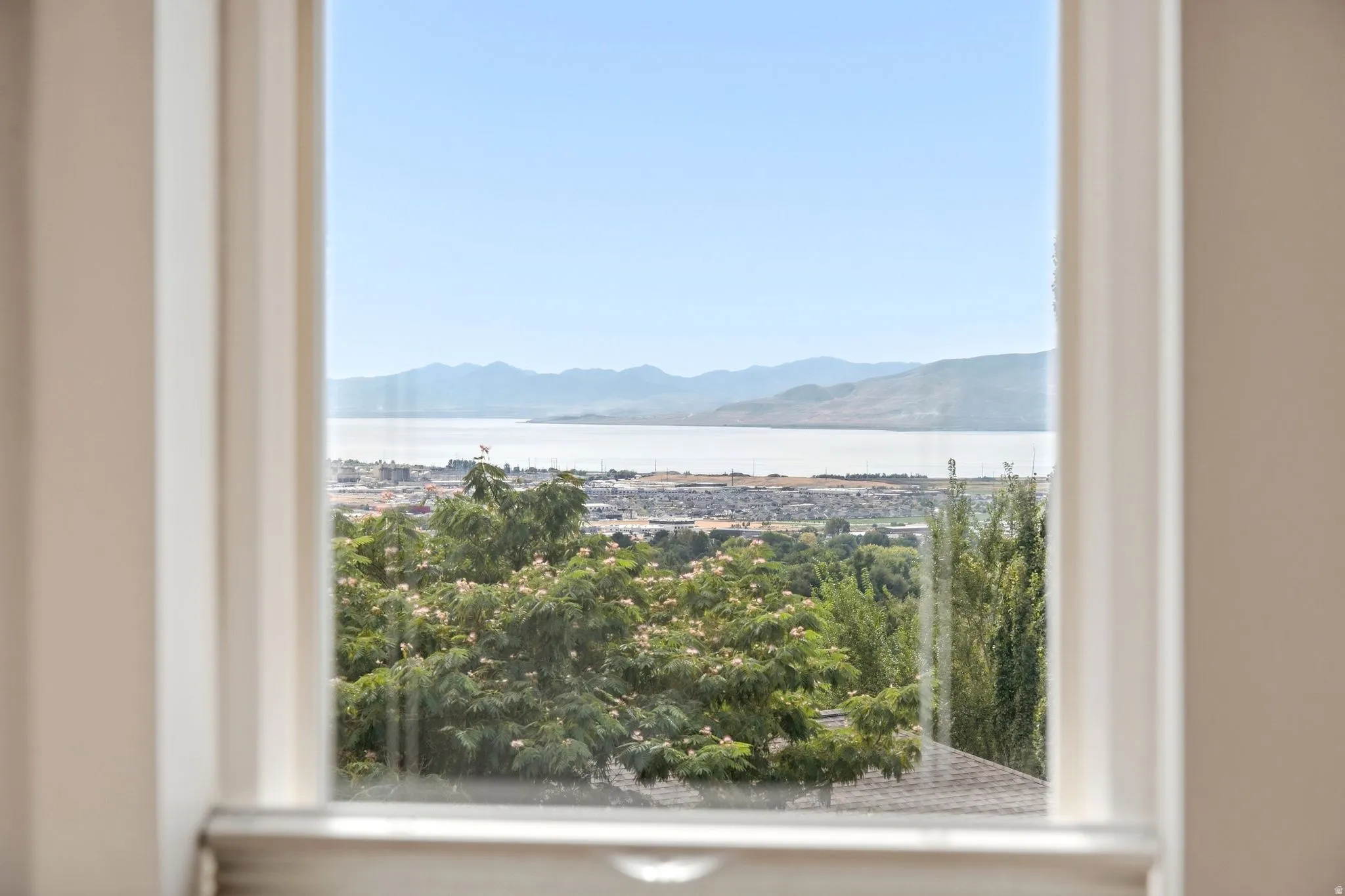 Utah lake views right from your bathroom.