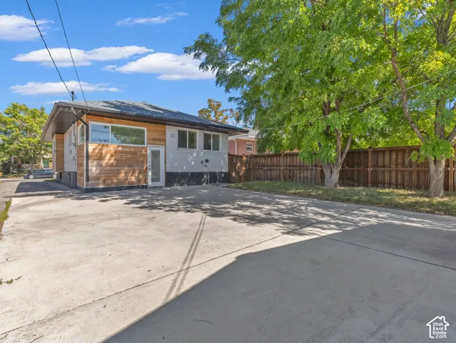 548 E Hollywood Ave, Salt Lake City, Utah 84105