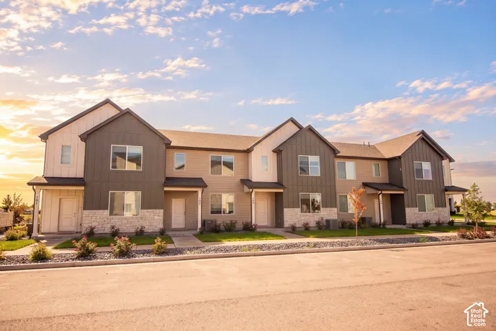 808 Altura Vista Ln, Logan, Utah 84321