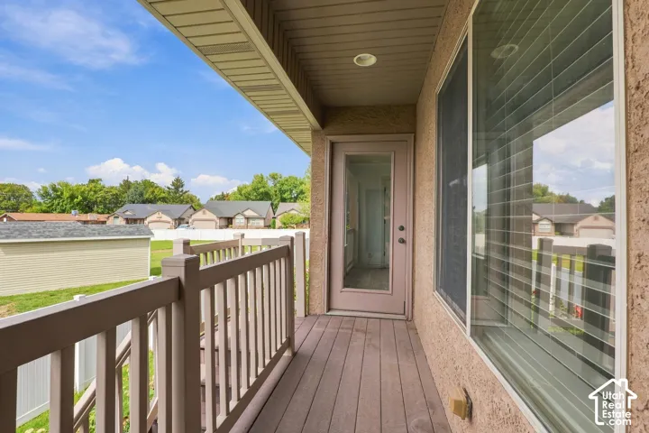 46 E Whitaker Cir, Kaysville, Utah 84037