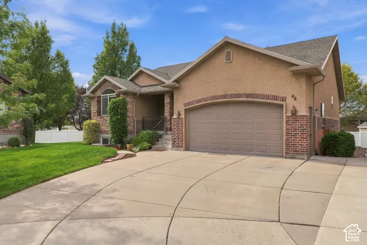 46 E Whitaker Cir, Kaysville, Utah 84037