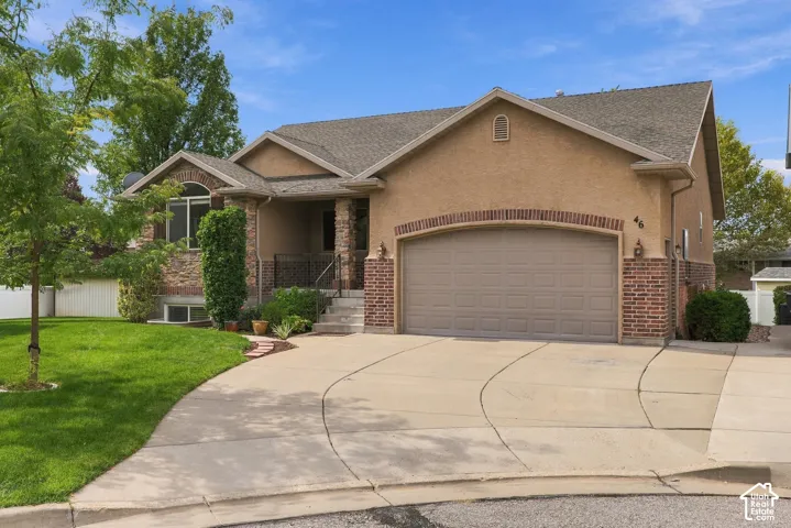 46 E Whitaker Cir, Kaysville, Utah 84037