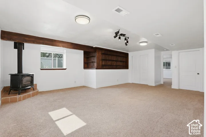 46 E Whitaker Cir, Kaysville, Utah 84037
