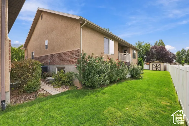 46 E Whitaker Cir, Kaysville, Utah 84037