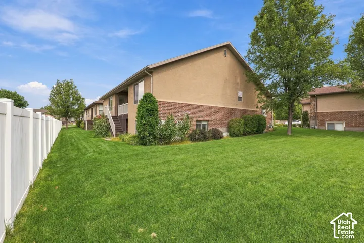 46 E Whitaker Cir, Kaysville, Utah 84037