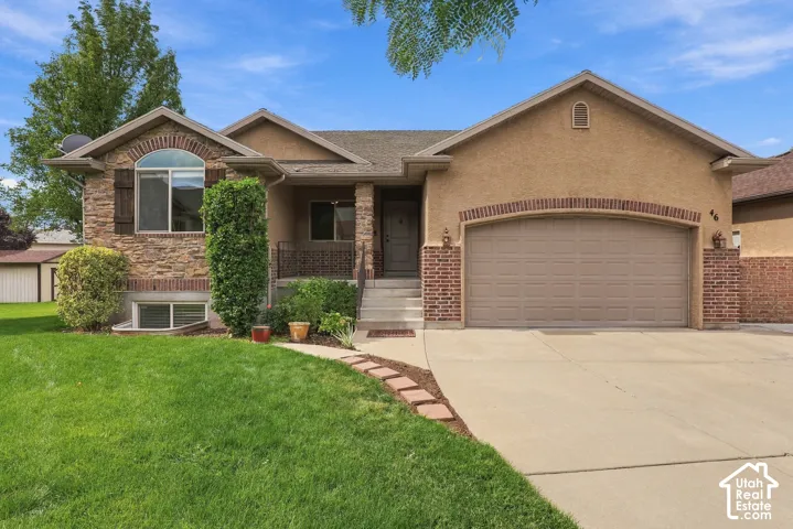 46 E Whitaker Cir, Kaysville, Utah 84037