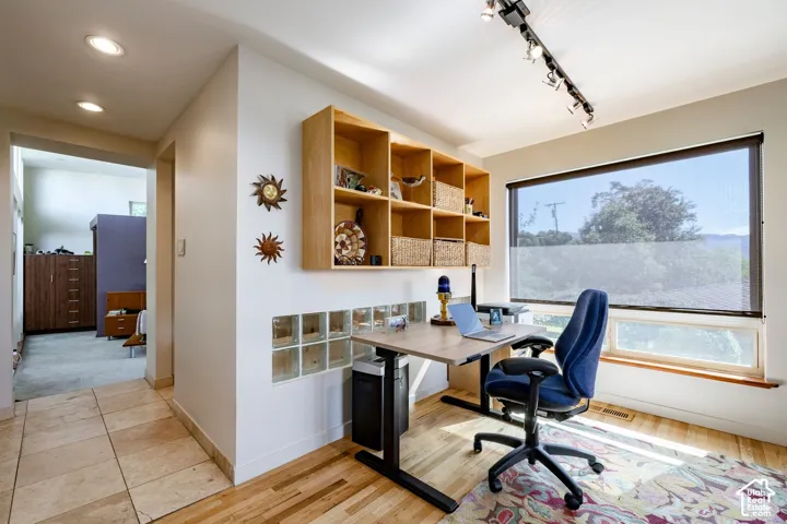 754 N Hilltop Rd, Salt Lake City, Utah 84103