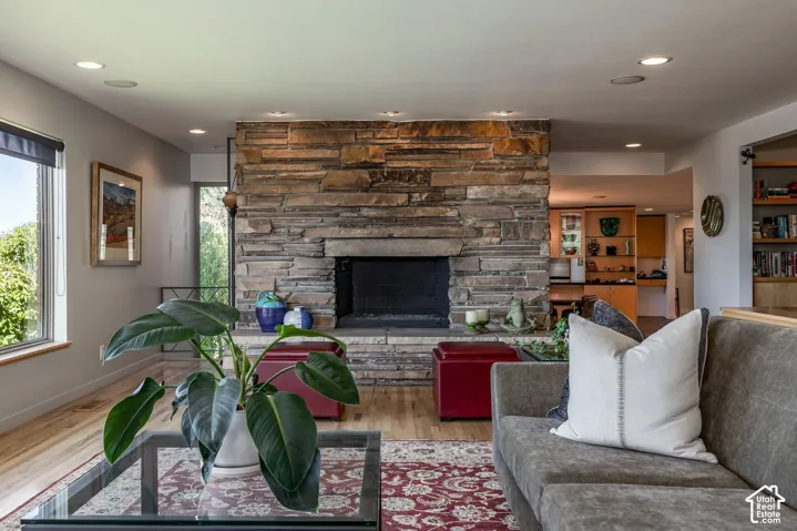 754 N Hilltop Rd, Salt Lake City, Utah 84103