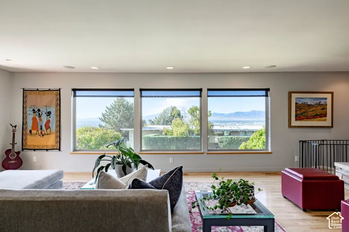754 N Hilltop Rd, Salt Lake City, Utah 84103