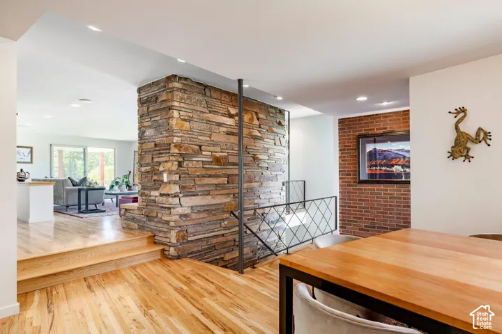 754 N Hilltop Rd, Salt Lake City, Utah 84103