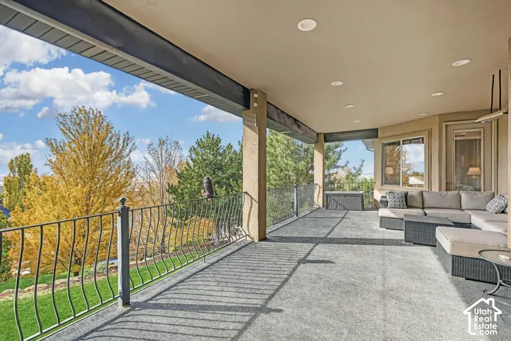 Beautiful covered deck with amazing views