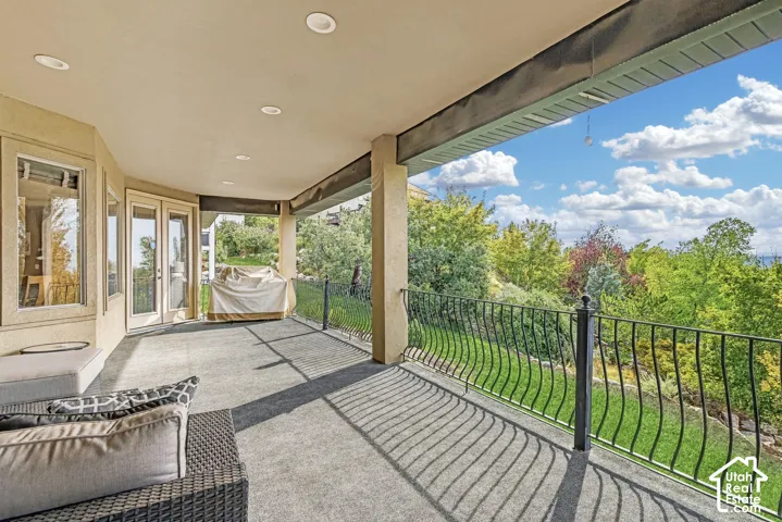 Beautiful covered deck with amazing views