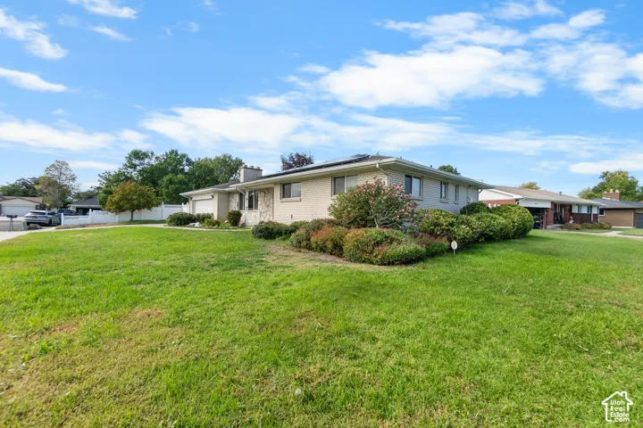 1374 W Marinwood Ave, Taylorsville, Utah 84123