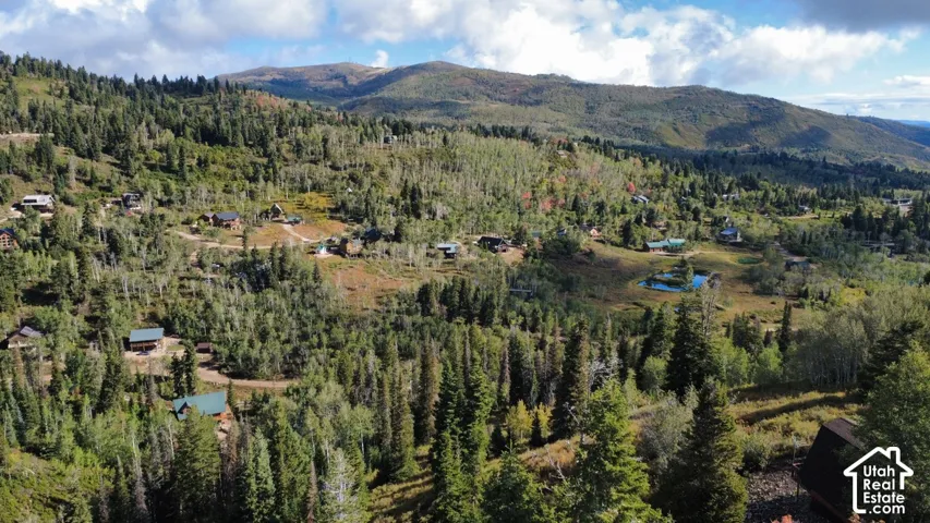 View of surrounding area
