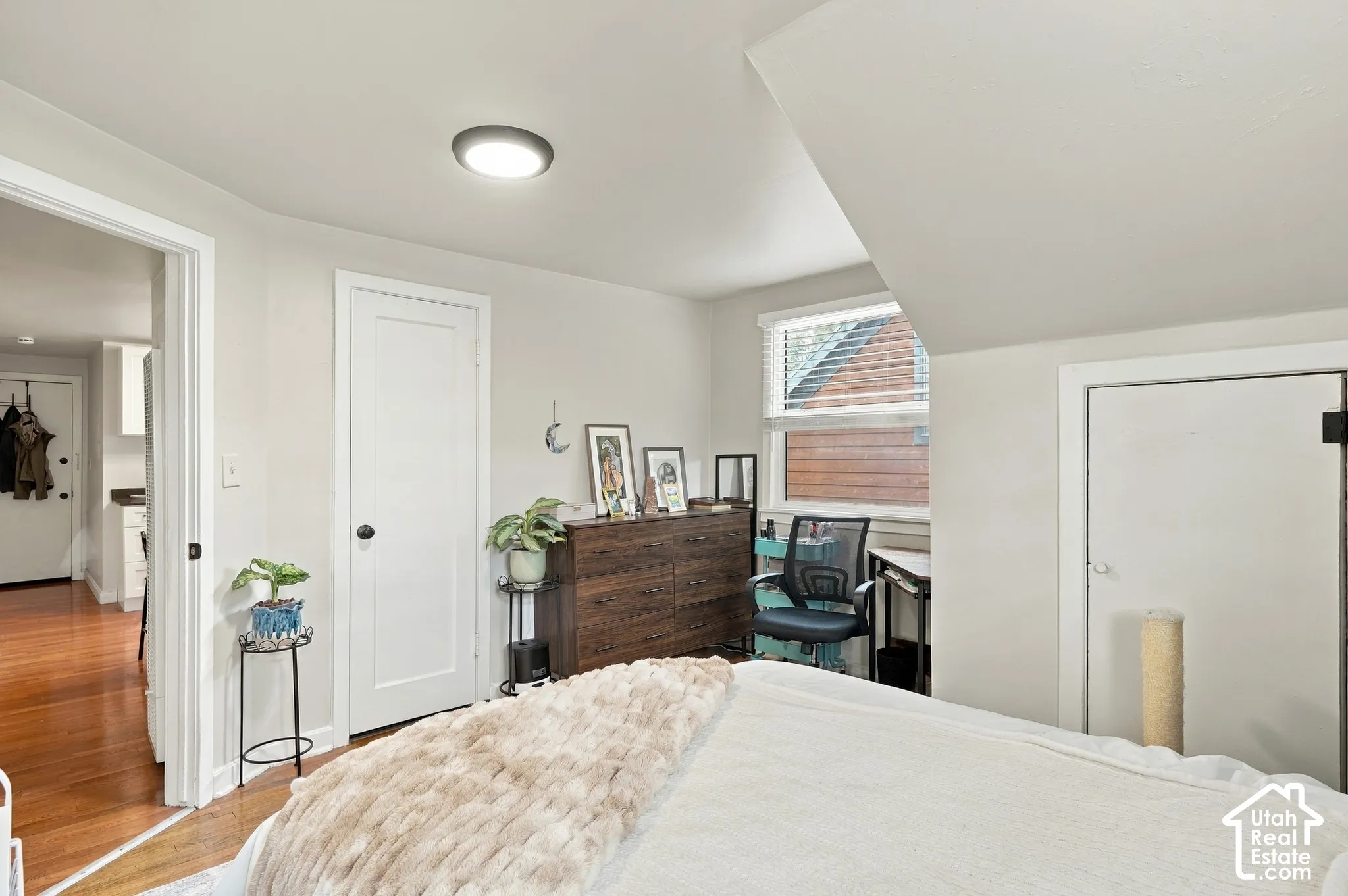 Unit 2 Bedroom