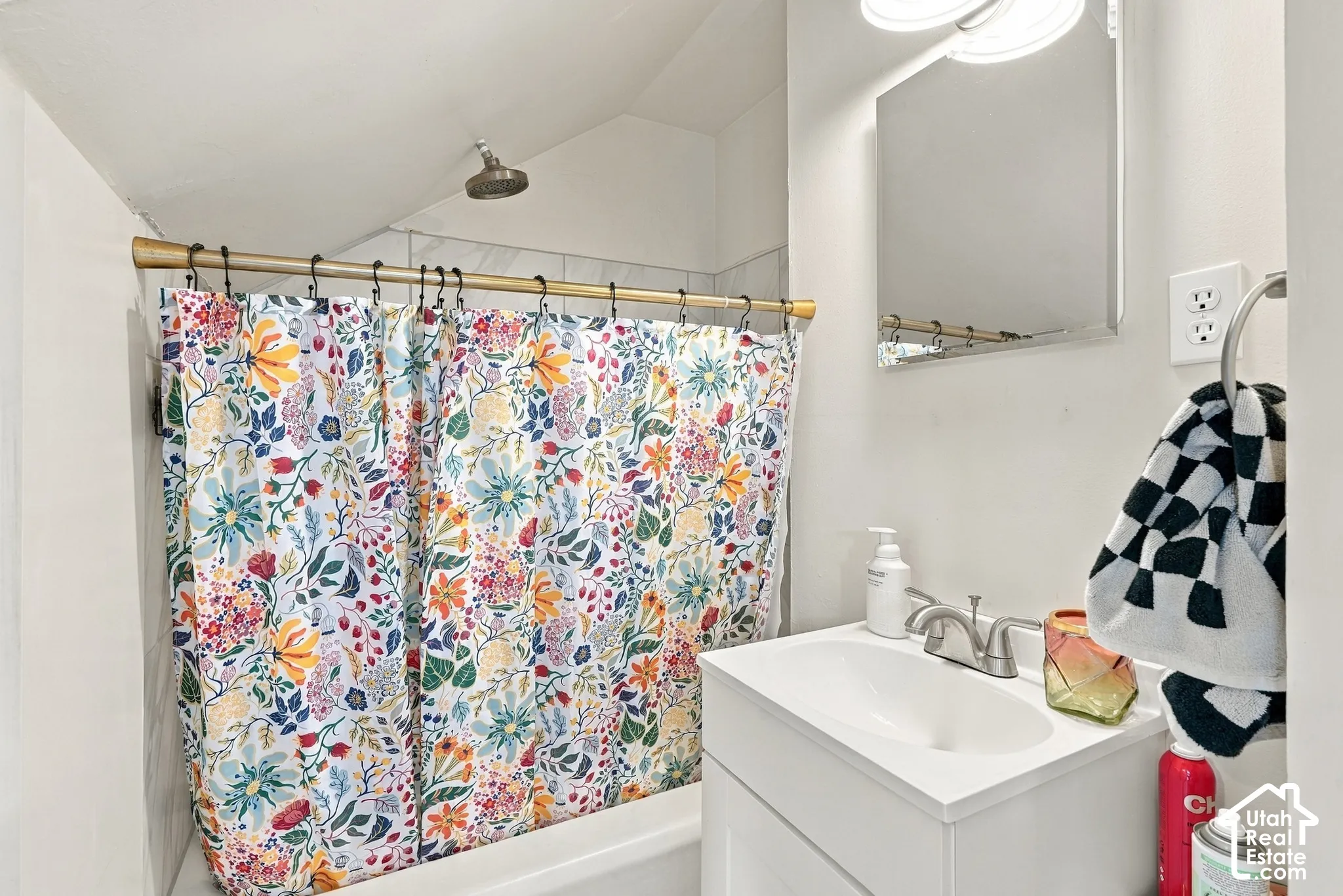 Unit 3 - Bathroom