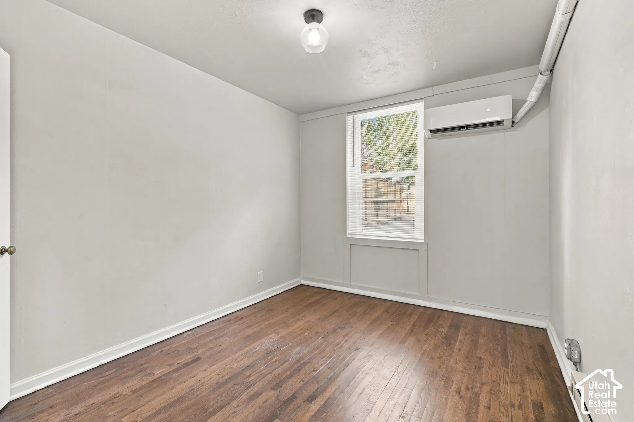 Unit 6 Bedroom