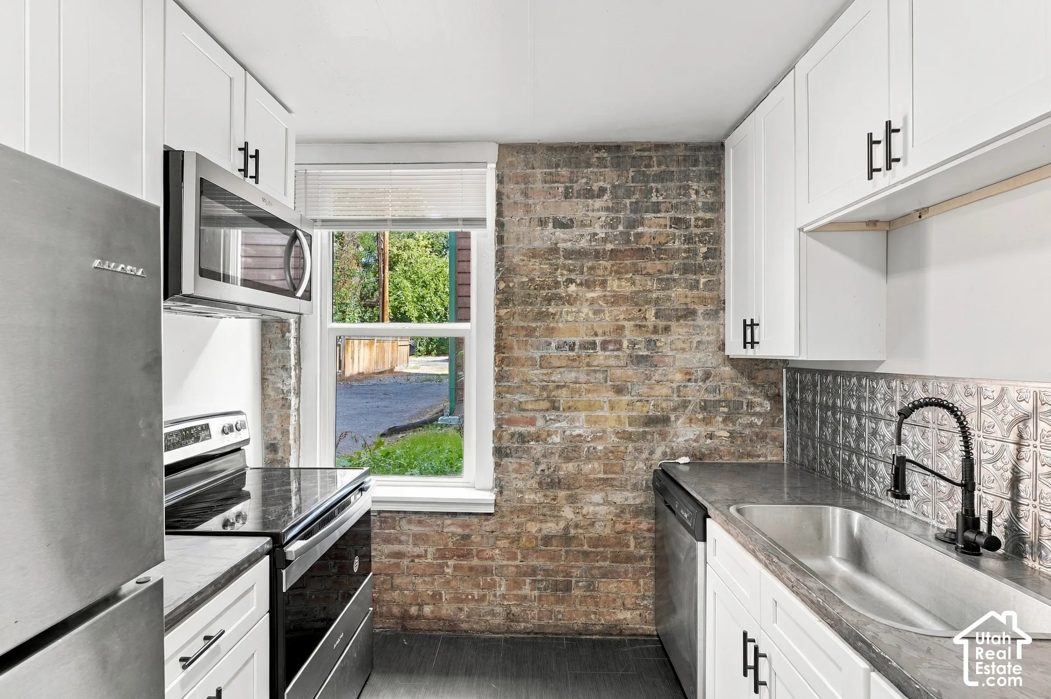 Unit 5 Kitchen