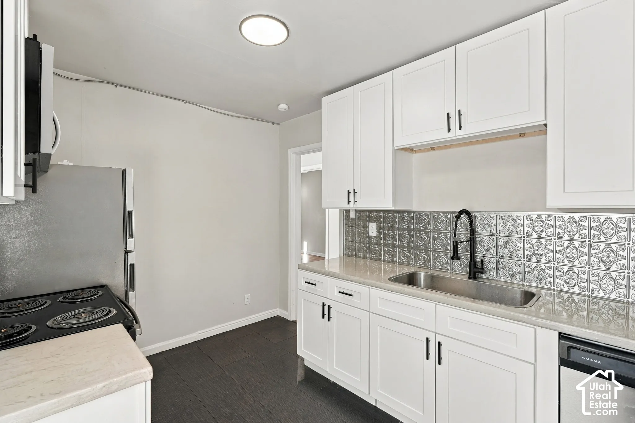 Unit 6 Kitchen