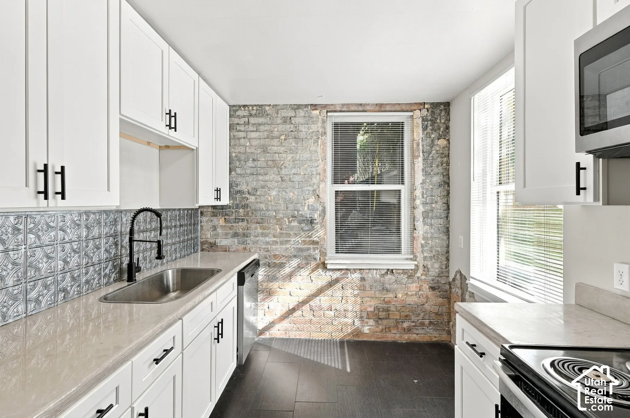 Unit 6 Kitchen