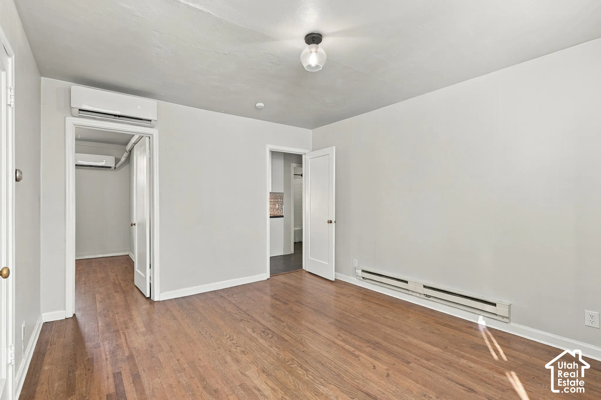 Unit 5 Living Room