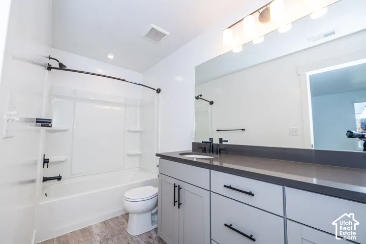 4359 W 200 N, West Point, Utah 84015