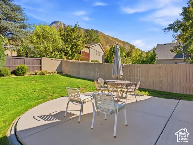 4685 back patio
