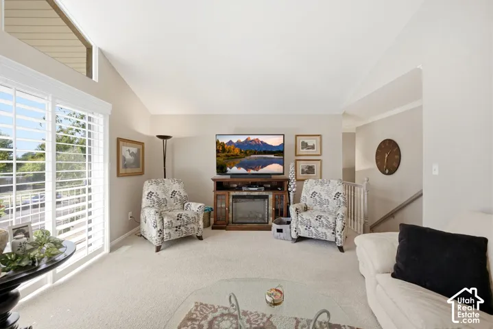 4685 Living room