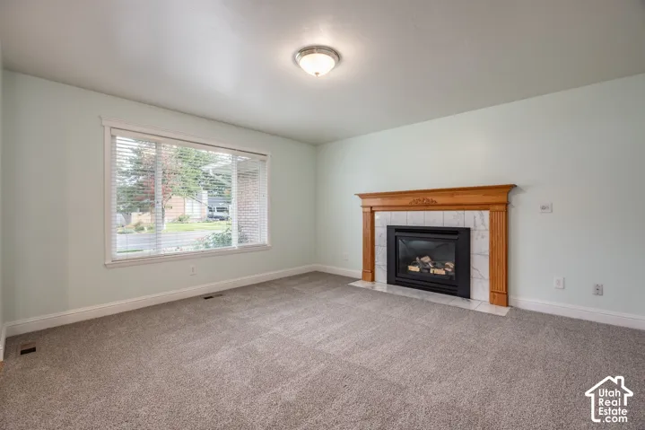 1556 E Petunia Way, Sandy, Utah 84092