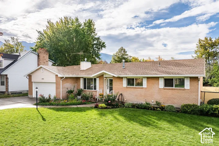 1556 E Petunia Way, Sandy, Utah 84092