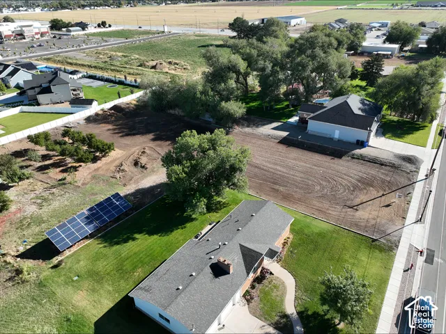 2114 W 800 N, Clinton, Utah 84015