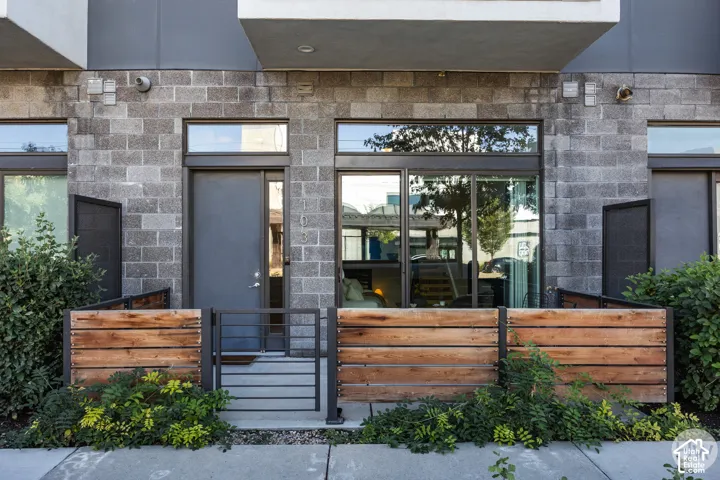 877 S 200 W #103, Salt Lake City, Utah 84101
