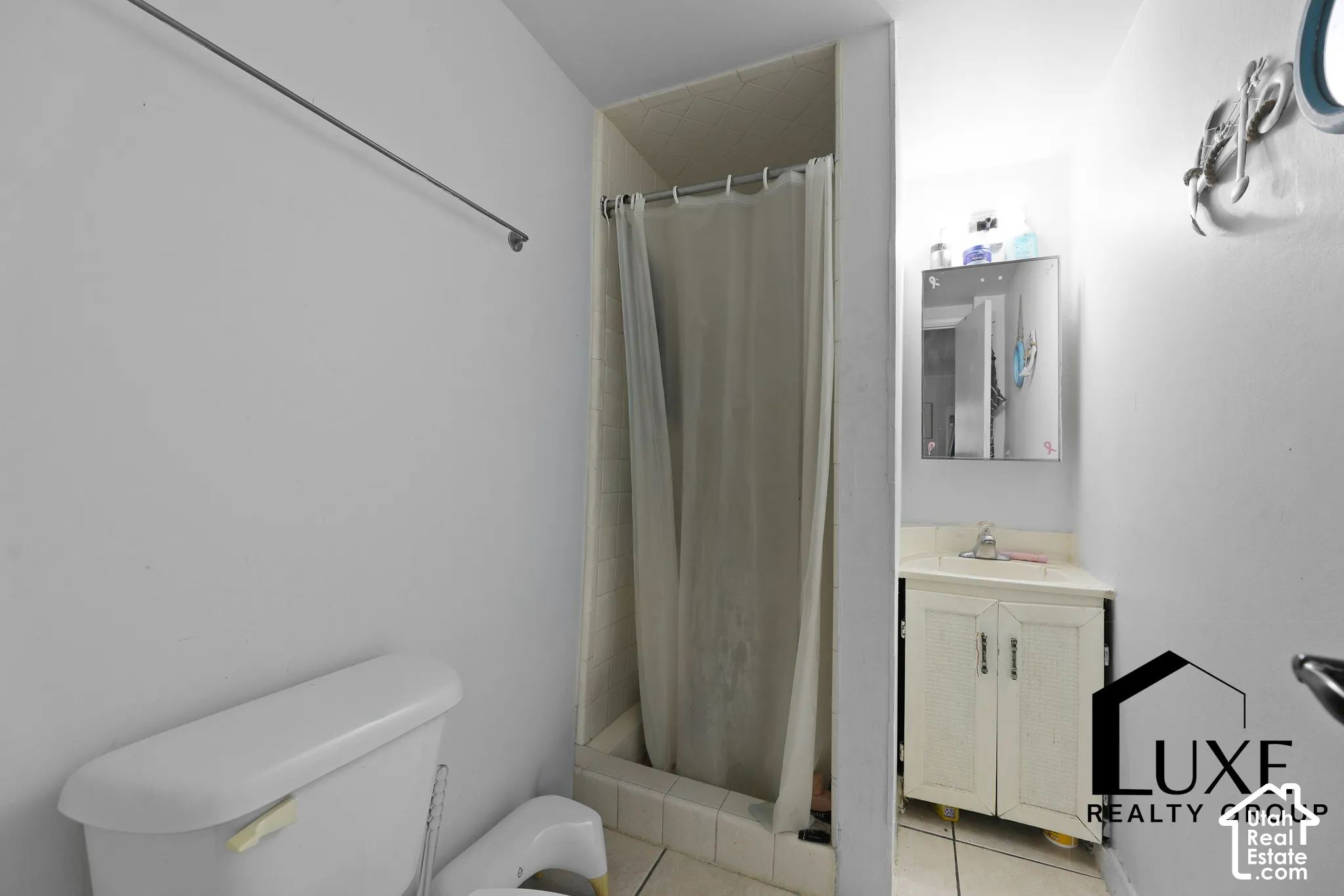 Bathroom Unit #2