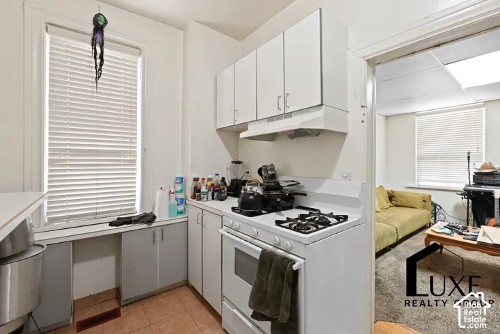 Unit #1 kitchen