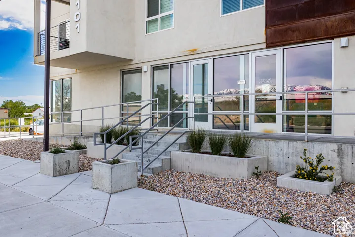 2101 N Main St #205, Sunset, Utah 84015