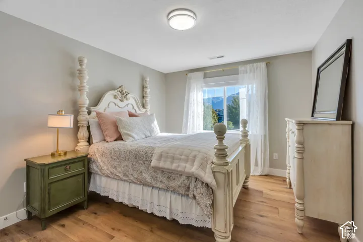 Upstairs bedroom