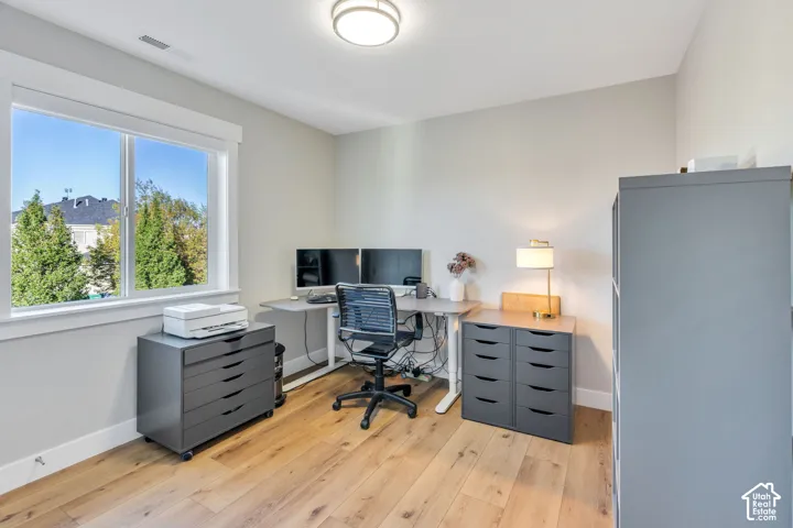 Upstairs bedroom/exercise/office/utility room