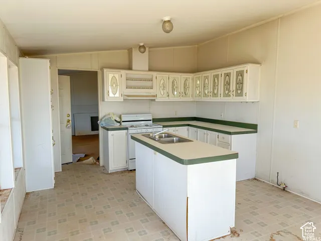 173 Cty Rd 343 Bartons Rd, Monticello, Utah 84535