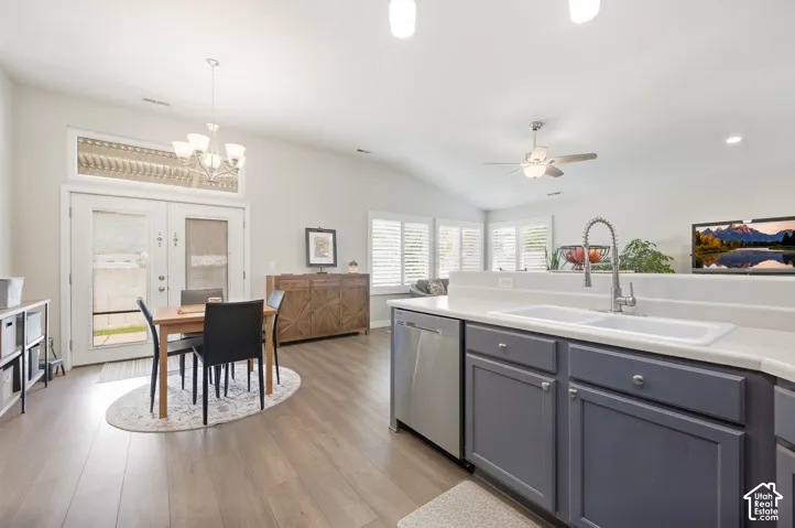 1112 W Autumn Leaf Ln, Taylorsville, Utah 84123
