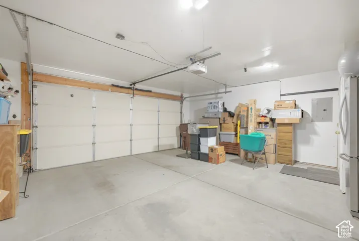 1112 W Autumn Leaf Ln, Taylorsville, Utah 84123