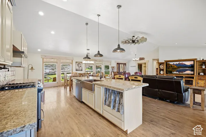2956 E 3350 N, Liberty, Utah 84310