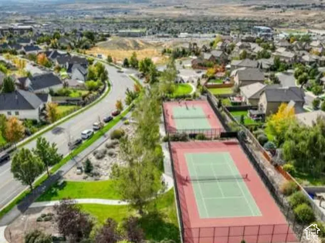 Pickleball Courts