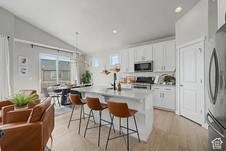 Vaulted ceiling with recessed lighting