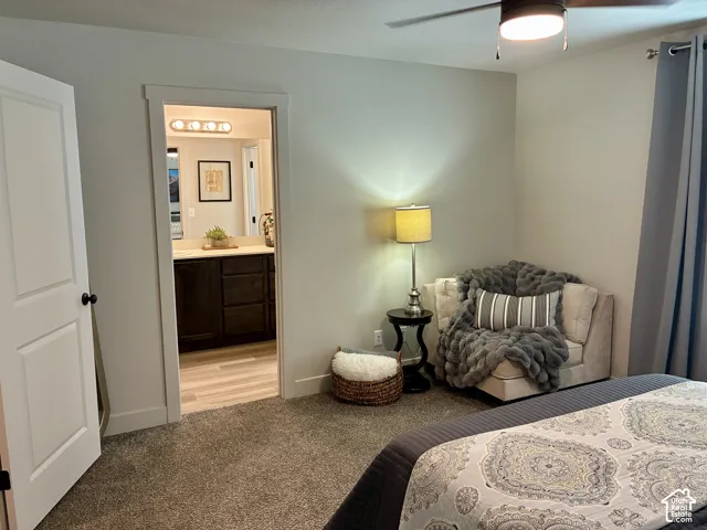Master Bathroom attached, Grey chair included