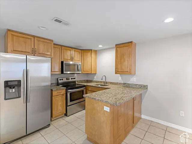 8354 S Oak Gate Dr, West Jordan, Utah 84081