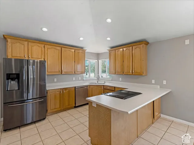 8354 S Oak Gate Dr, West Jordan, Utah 84081